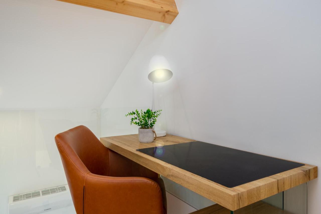 Whome Riverside View Premium Apartment W/ Ac & Terrace OOporto Exterior foto